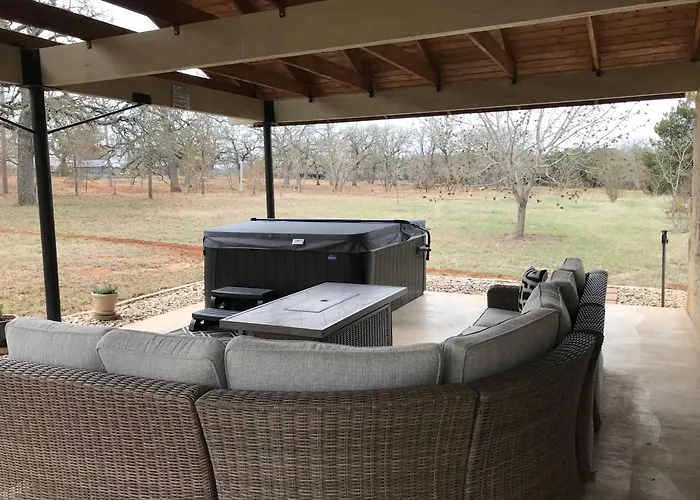Pecan Farm Haus